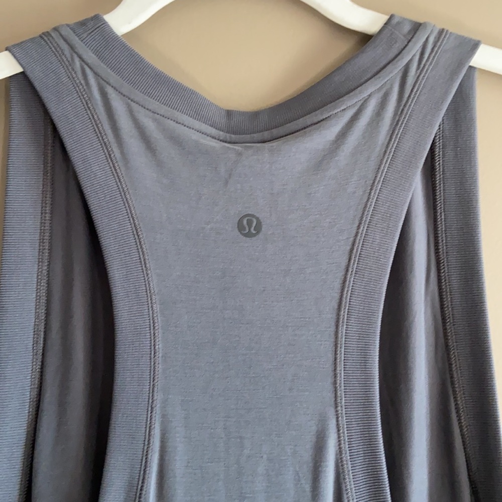 Lululemon Ease of it All Dress - Size 6 - Picture 6 of 6